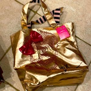 Betsey Johnson tote bag